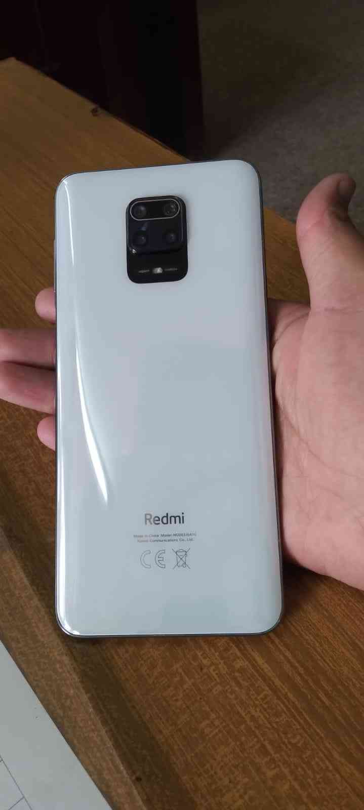 Xiaomi redmi note 9s 4GB 64GB ホワイトSIMフリー