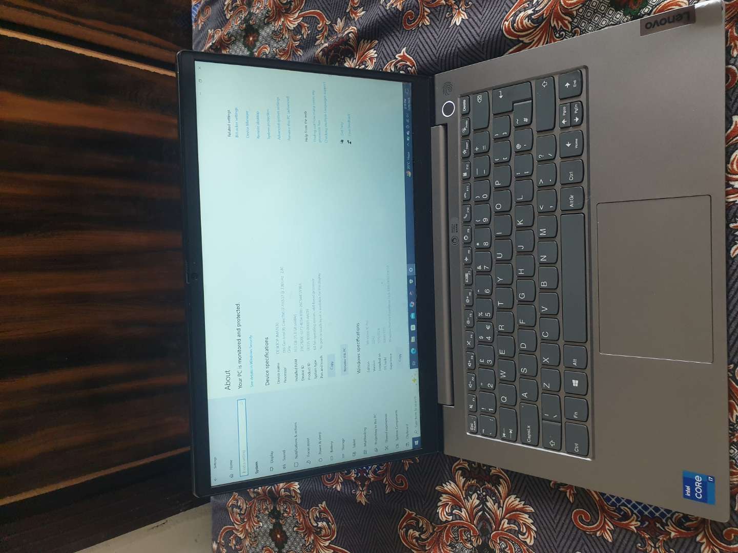 17537809680805d0b5df0-e8c4-486b-92e0-2e670f5ba0ee.jpg